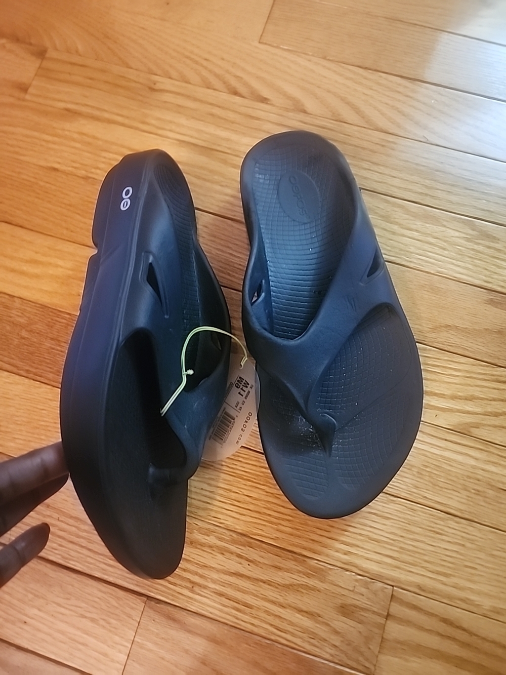 Unisex Oofos Ooriginal Black Recovery  Rubber Flip Flops - EU 42 - Picture 3 of 8